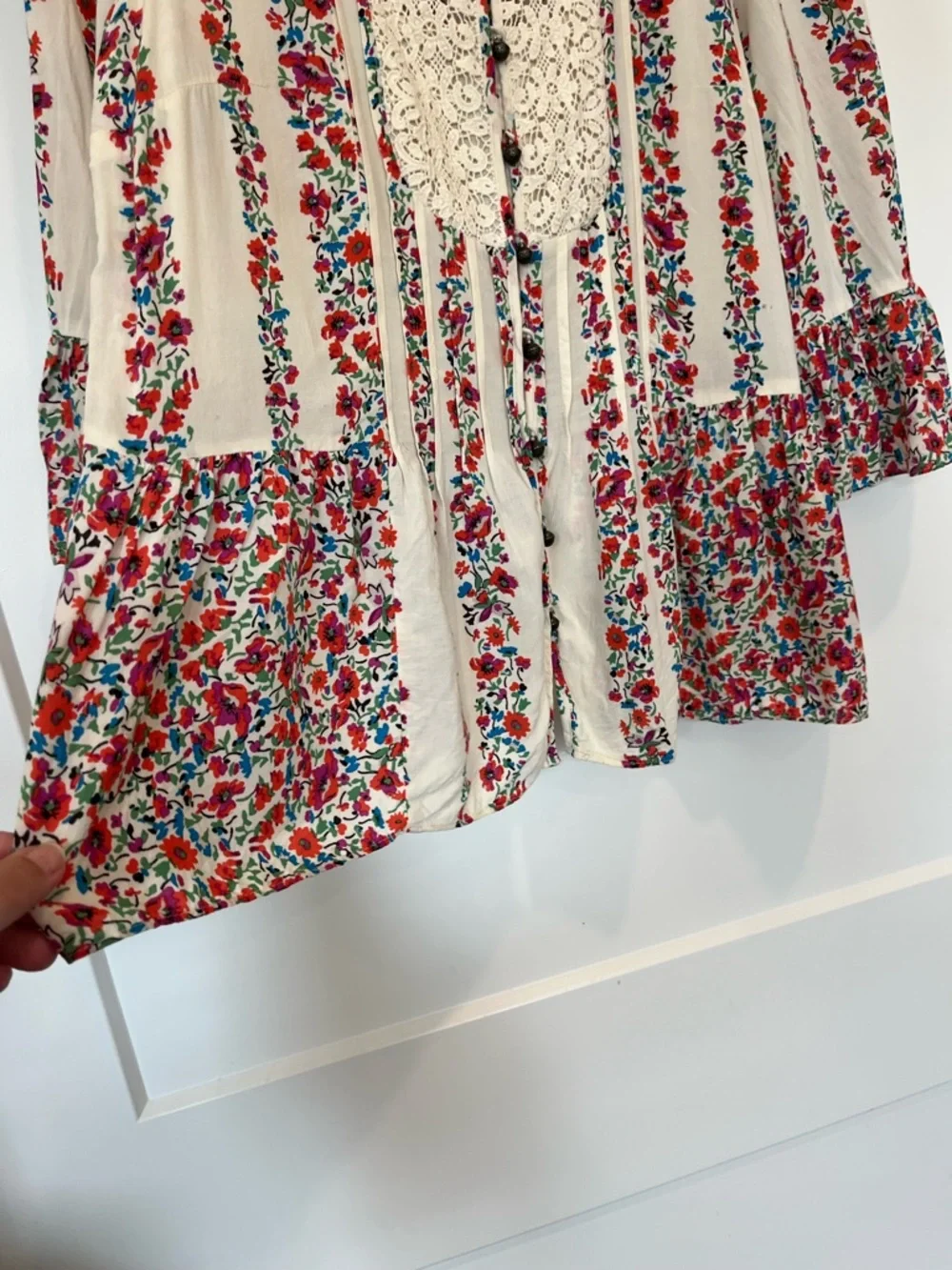 Anthropologie Maeve Hiver Peasant Boho Cottagecore Blouse Bell Sleeve Floral 8 - Picture 7 of 12